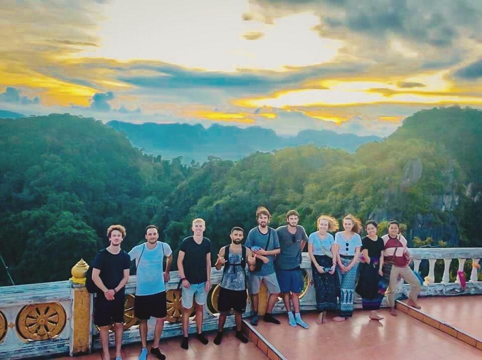 Sleeper Hostel Ao Nang エクステリア 写真