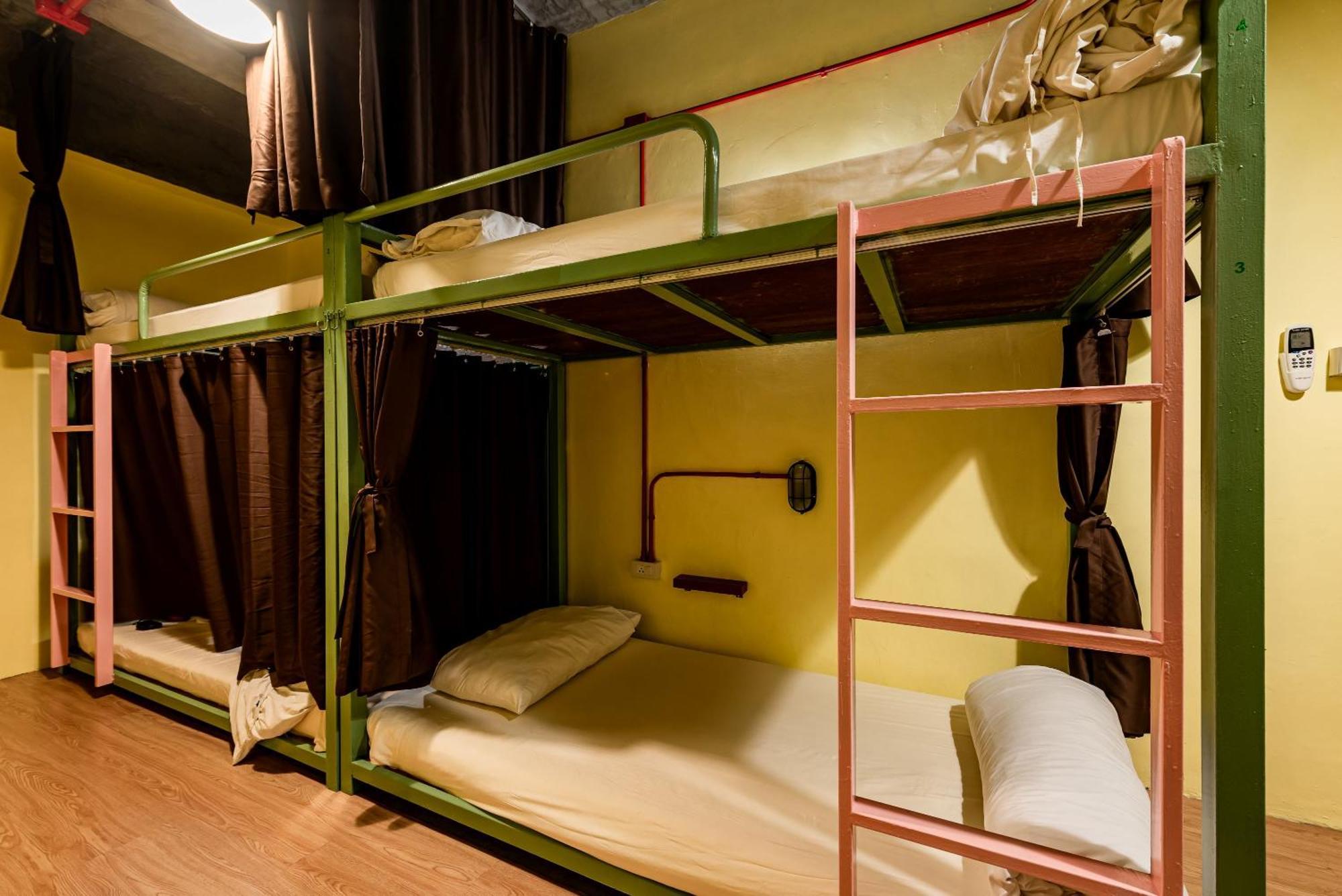 Sleeper Hostel Ao Nang エクステリア 写真