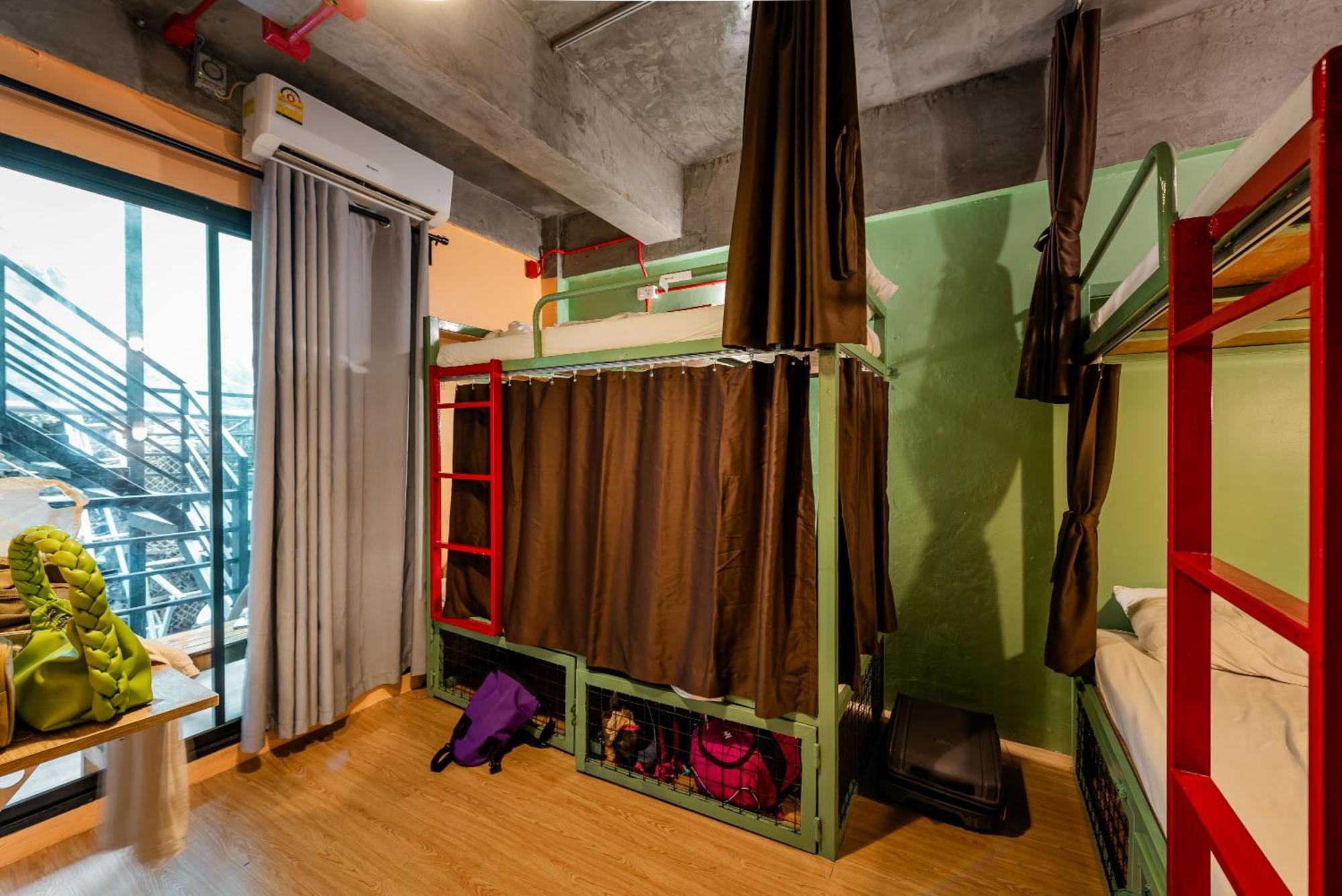Sleeper Hostel Ao Nang 部屋 写真